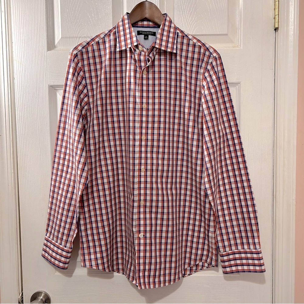 Banana Republic Non-Iron Slim Fit Button Down Shirt Men's Sz Med Holiday Orange